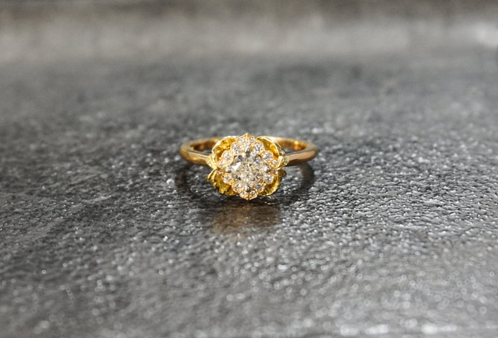 Leaf Engagement Ring